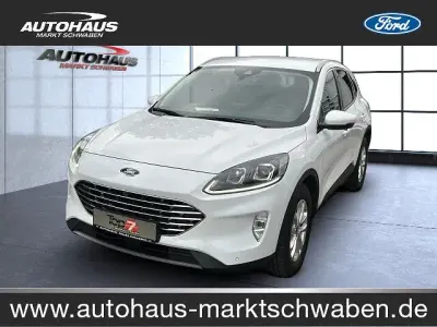 Gebraucht Ford Kuga Titanium 120 PS (88 kW) 2023 Weiß SUV