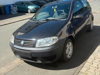 Usata Fiat Punto 60 CV (44 kW) 2004 Nero Utilitaria