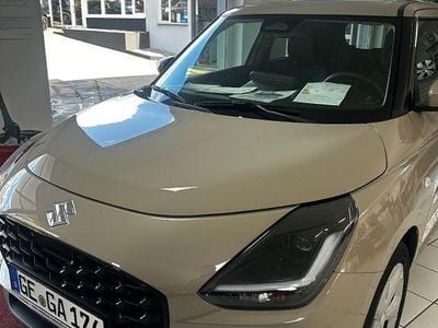 Neu Suzuki Swift Comfort 83 PS (61 kW) 2025 Beige Kleinwagen