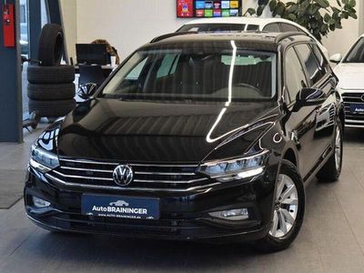 Schwarz Gebraucht 2024 VW Passat Comfortline Kombi | 28.550 €