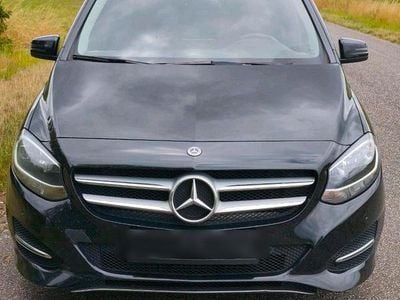 Mercedes B200