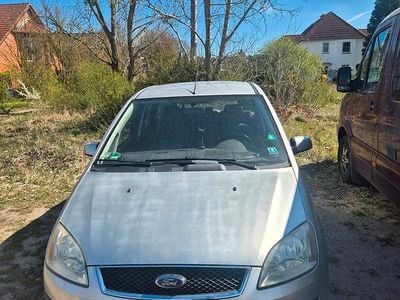 Używany Ford Focus 100 KM (73 kW) 2006 Srebrny Kombi