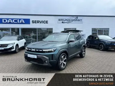 Neu Dacia Duster Journey 101 PS (74 kW) 2026 Grün SUV