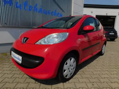 Gebraucht Peugeot 107 Filou 68 PS (50 kW) 2008 Rot Kleinwagen