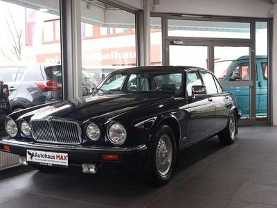 Gebraucht Jaguar XJ12 264 PS (194 kW) 1986 Blau Limousine
