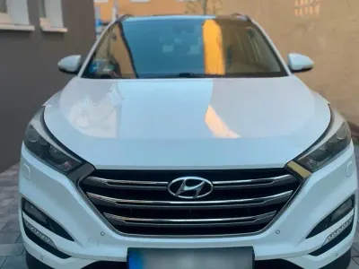 Gebraucht Hyundai Tucson 185 PS (136 kW) 2015 Weiß SUV