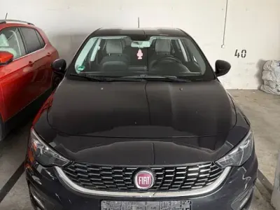 Gebraucht Fiat Tipo Lounge 120 PS (88 kW) 2018 Schwarz Limousine