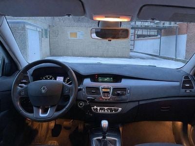 Blau Gebraucht 2010 Renault Laguna III Kombi | 2.850 € (Guter Preis)