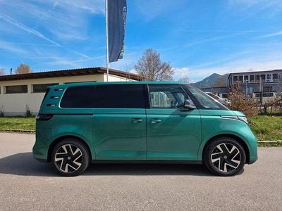 Neu VW ID. Buzz Pro 250 kW (340 PS) 2026 Grün Van / Kleinbus