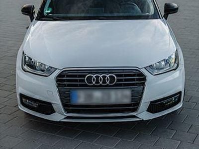 Gebraucht Audi A1 Sport 90 PS (66 kW) 2015 Weiß Kleinwagen