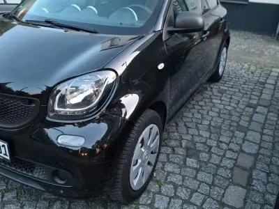 Gebraucht Smart ForFour 71 PS (52 kW) 2016 Schwarz Kleinwagen