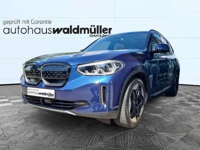 Gebraucht BMW iX3 Impressive 210 kW (286 PS) 2021 Blau SUV