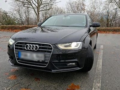 Gebraucht Audi A4 150 PS (110 kW) 2014 Schwarz Kombi