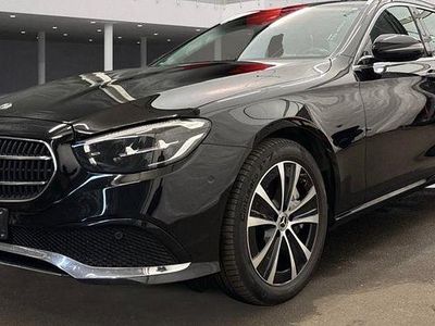Gebraucht Mercedes E300 Avantgarde 194 PS (142 kW) 2022 Schwarz Kombi