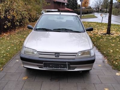 Peugeot 306