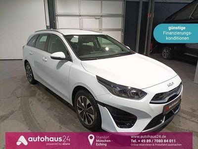 Gebraucht Kia Ceed Vision 141 PS (103 kW) 2022 Weiß Kleinwagen