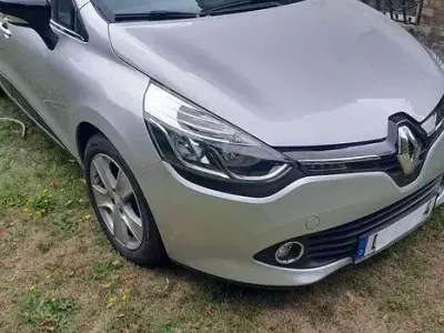 Gebraucht Renault Clio GrandTour Luxe 90 PS (66 kW) 2015 Grau Kombi