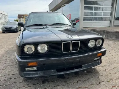 Gebraucht BMW M3 194 PS (142 kW) 1988 Schwarz Coupé