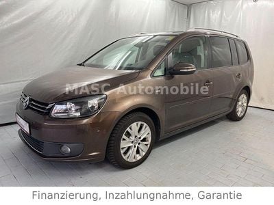 Braun Gebraucht 2013 VW Touran Life Van / Kleinbus | 9.990 € (Fairer Preis)