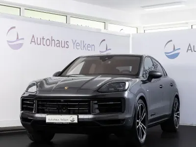 Usata Porsche Cayenne Coupe 470 CV (345 kW) 2024 Grigio Coupé