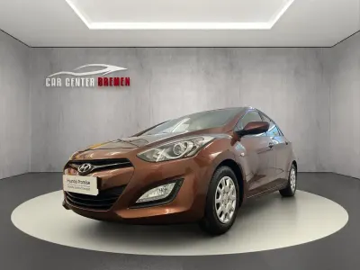 Gebraucht Hyundai i30 Classic 99 PS (72 kW) 2014 Braun Limousine