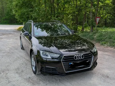 Gebraucht Audi A4 150 PS (110 kW) 2019 Schwarz Kombi