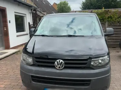 Gebraucht VW T5 136 PS (100 kW) 2011 Schwarz Van