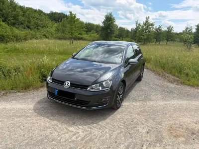 Gebraucht VW Golf VII Allstar 110 PS (80 kW) 2016 Grau Limousine
