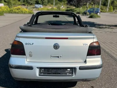 Gebraucht VW Golf 90 PS (66 kW) 2000 Silber Cabrio