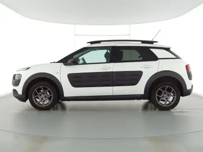 Gebraucht Citroën C4 82 PS (60 kW) 2017 Weiß SUV
