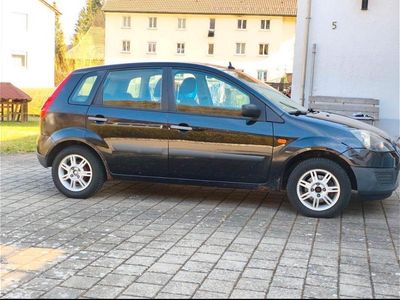 Usata Ford Fiesta 69 CV (50 kW) 2005 Nero Utilitaria