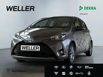 Gebraucht Toyota Yaris Hybrid Comfort 101 PS (74 kW) 2018 Grau Kleinwagen