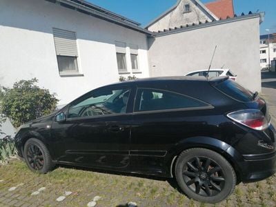 Opel Astra GTC