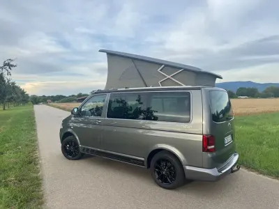 Gebraucht VW California Beach 179 PS (131 kW) 2011 Grau Van