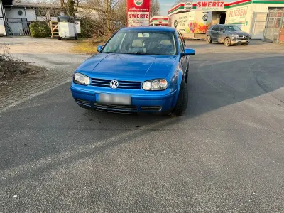 Gebraucht VW Golf IV 90 PS (66 kW) 1999 Blau Kleinwagen