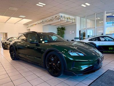Second-hand Porsche Taycan 4S Cross Turismo 439 kW (598 CP) 2024 Verde Berlinǎ