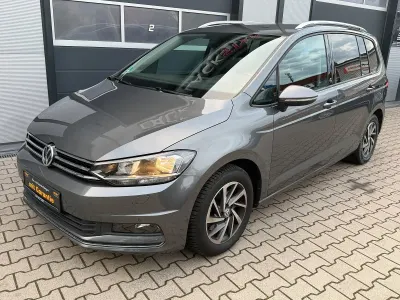 Gebraucht VW Touran Sound 110 PS (80 kW) 2018 Grau Van / Kleinbus