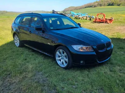Gebraucht BMW 330 245 PS (180 kW) 2011 Schwarz Kombi