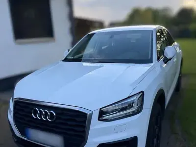 Gebraucht Audi Q2 Sport 116 PS (85 kW) 2017 Weiß SUV