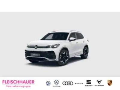 Neu VW Tiguan R-line 150 PS (110 kW) 2026 Grau SUV