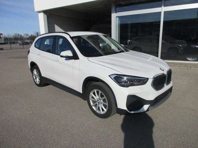 gebraucht BMW X1 sDrive18i Aut. * Navi * LED * Parkassistent *