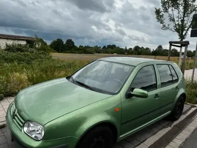 Gebraucht VW Golf IV 100 PS (73 kW) 1998 Grün Kleinwagen