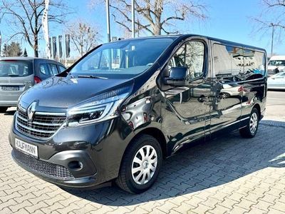 Schwarz midnight Gebraucht 2021 Renault Trafic Van / Kleinbus | 32.890 €