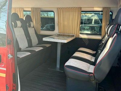 Rot Gebraucht 2011 Ford Transit Van / Kleinbus | 17.900 €