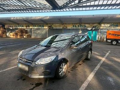Gebraucht Ford Focus 110 PS (80 kW) 2012 Grau Kombi