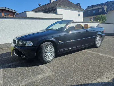 Gebraucht BMW 320 Cabriolet Performance 170 PS (125 kW) 2001 Schwarz Cabrio