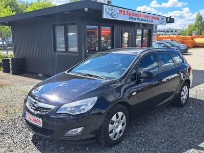 Gebraucht Opel Astra Selection 110 PS (80 kW) 2010 Schwarz Kombi