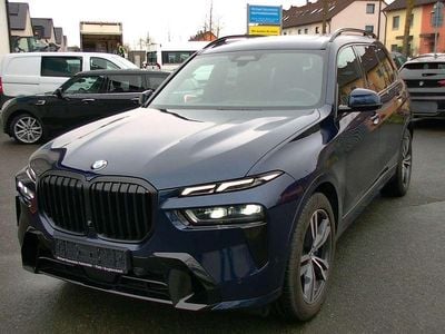 Gebraucht BMW X7 M Sport 340 PS (250 kW) 2024 Blau SUV