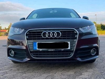 Second-hand Audi A1 Attraction 105 CP (77 kW) 2013 Andere farben Hatchback