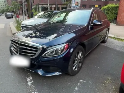 Gebraucht Mercedes C220 170 PS (125 kW) 2015 Blau Kombi